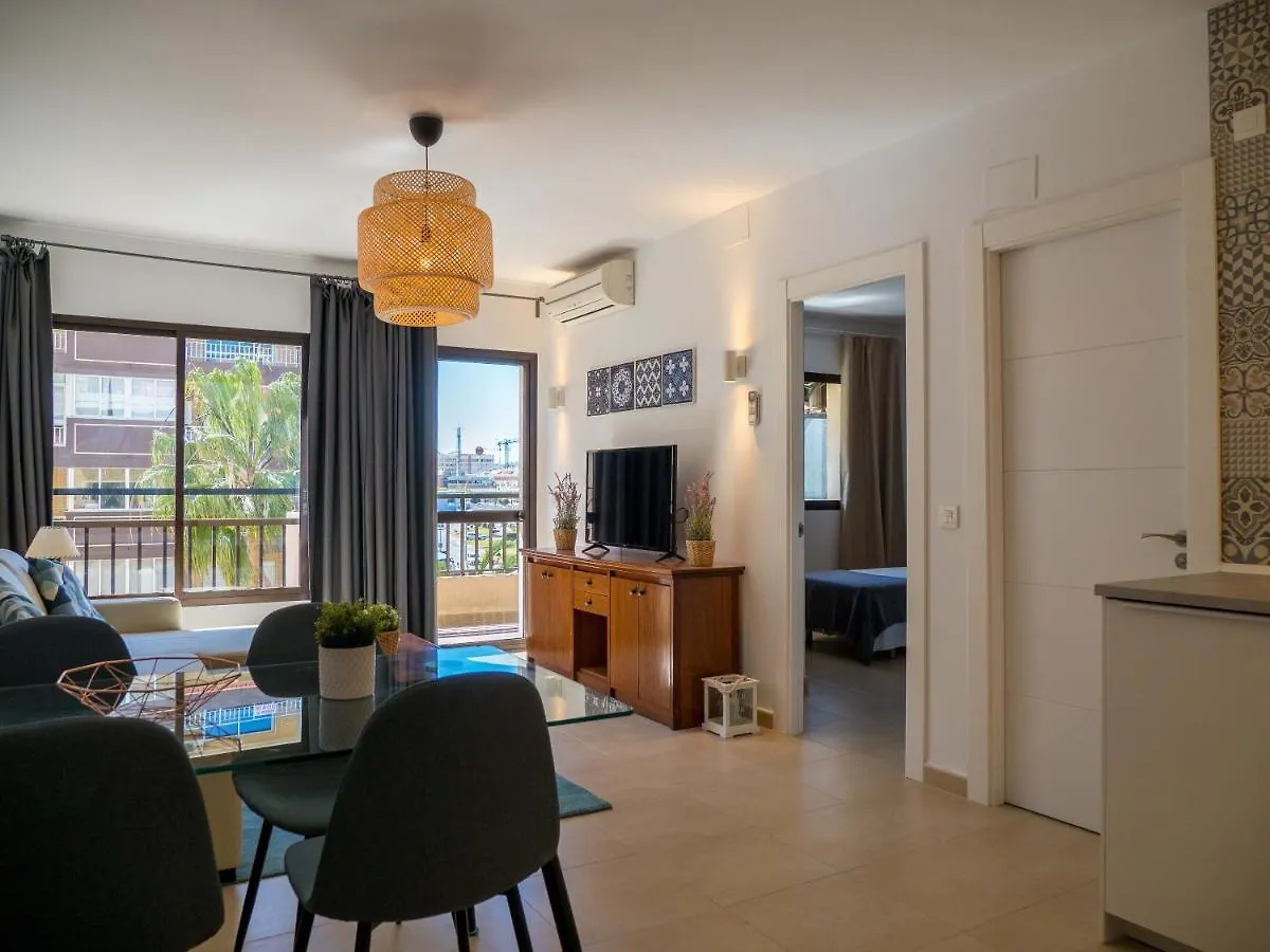 Estupendo Piso En Primera Linea De Playa; Ronda IV Fuengirola